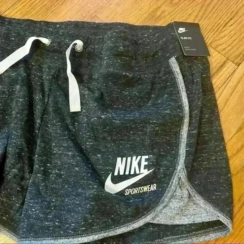 NWT Nike Slim Fit shorts women S